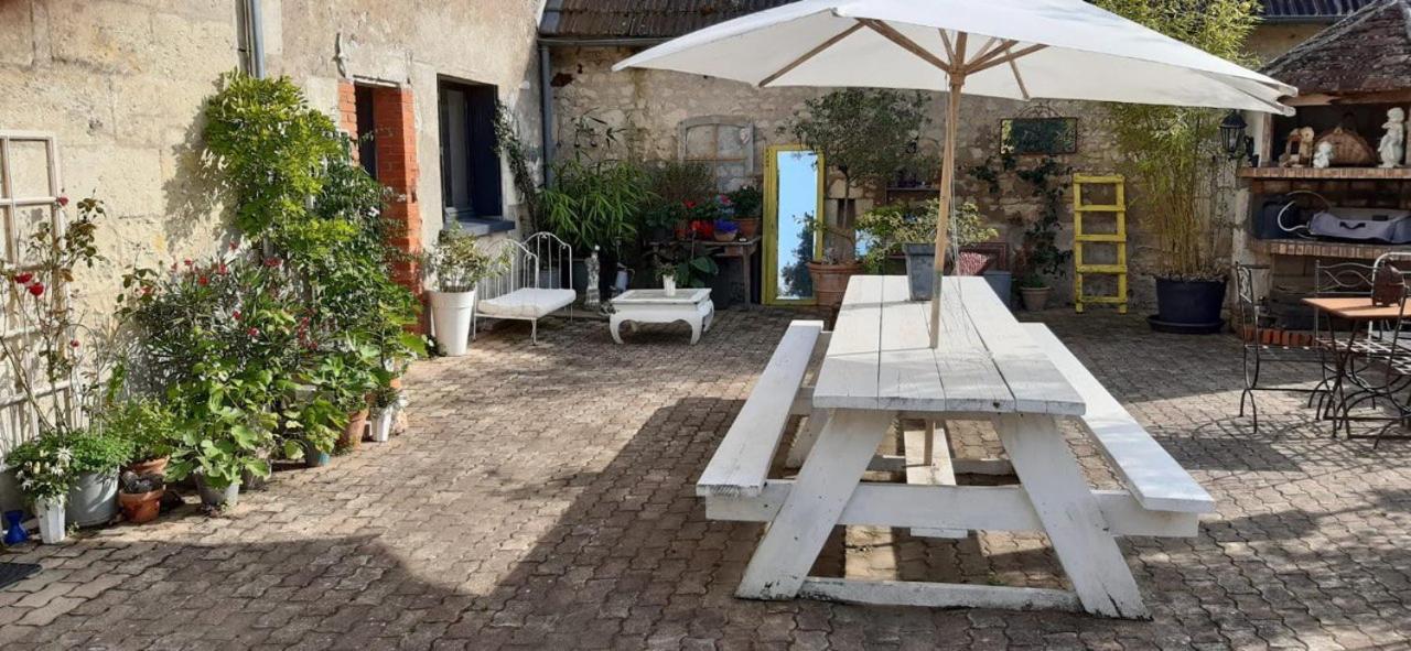 ノワイェ・シュル・シェール Les Petites Mirabelles Bed & Breakfast エクステリア 写真
